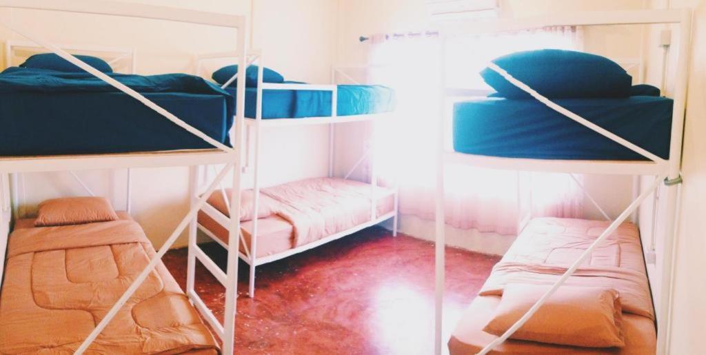 Oldie And Sleepy Hostel Udon Thani Exteriör bild
